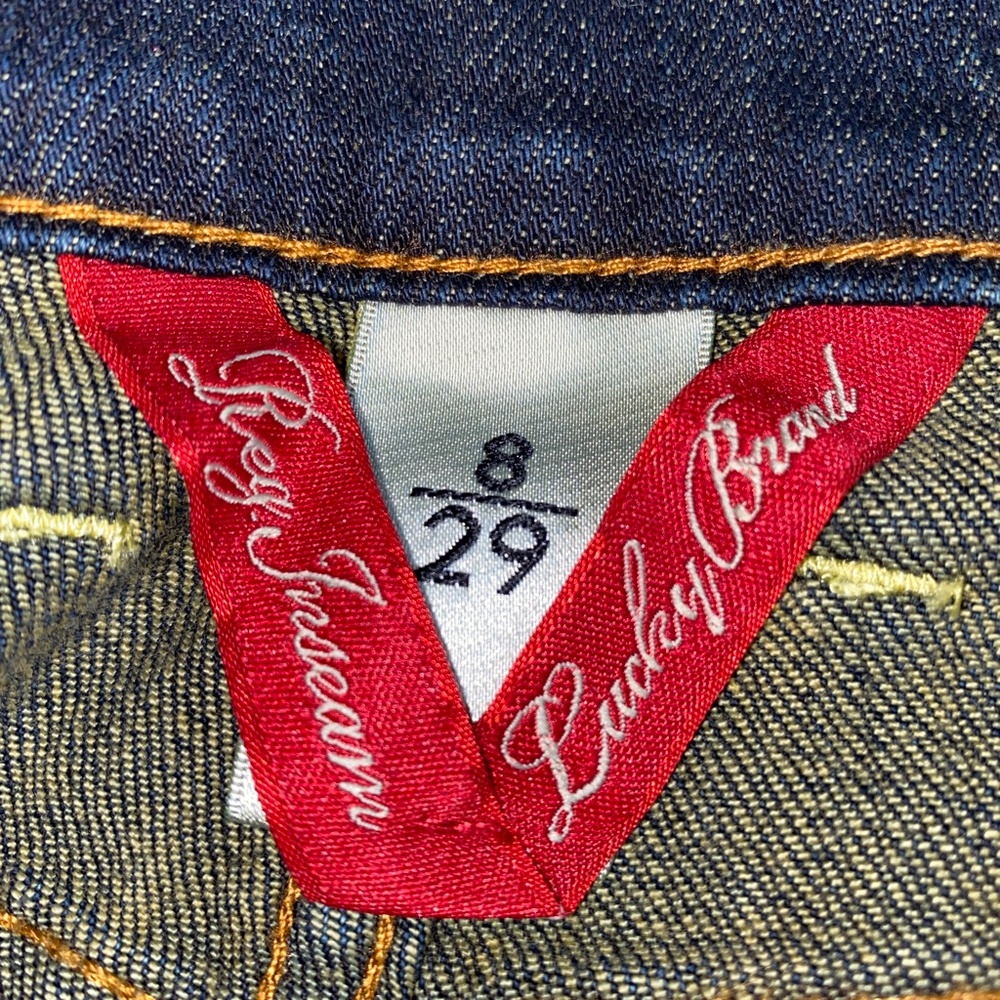 Lucky Brand Flared Dark Wash Jeans In Great Condition - Picture 2 of 7